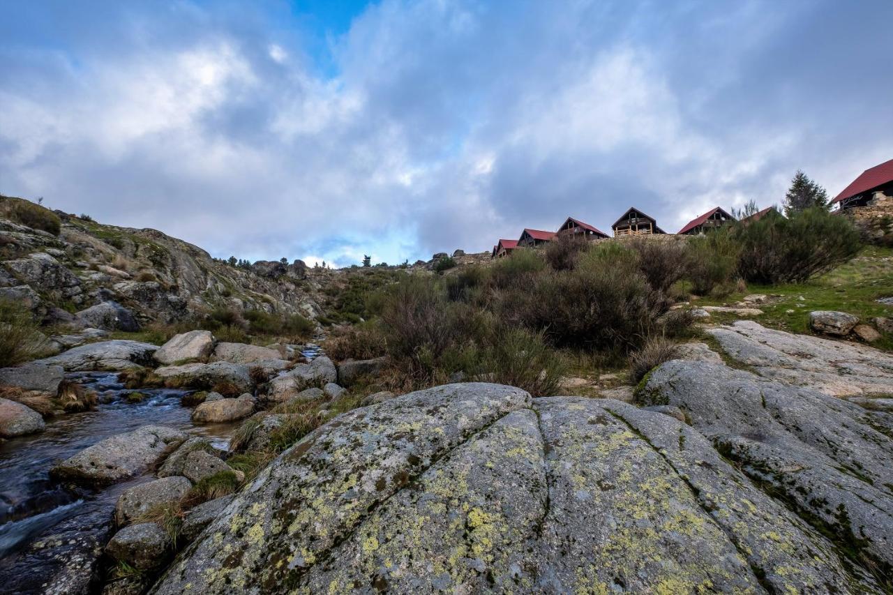 Villa Chale De Montanha Com Sons De Rio Cortes do Meio Exterior foto