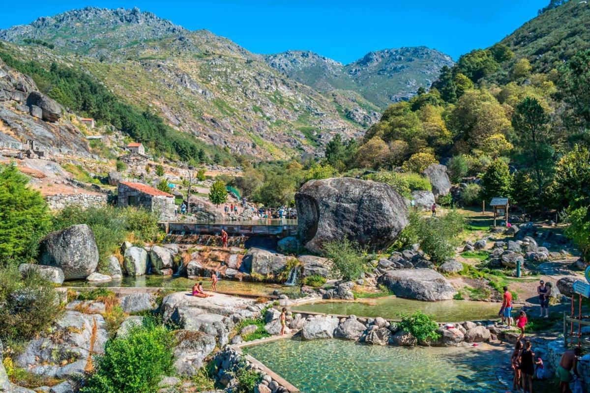 Villa Chale De Montanha Com Sons De Rio Cortes do Meio Exterior foto