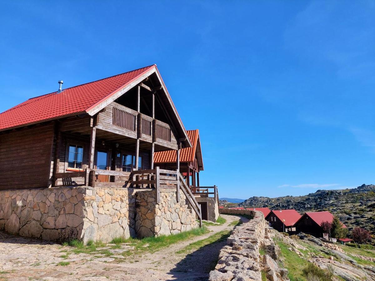 Villa Chale De Montanha Com Sons De Rio Cortes do Meio Exterior foto